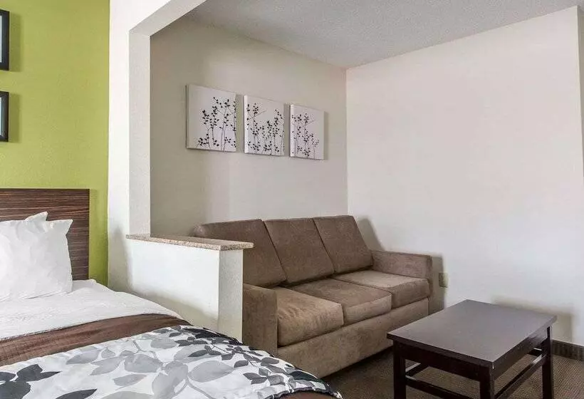 Sviitti, Sleep Inn & Suites Near I 90 And Ashtabula
