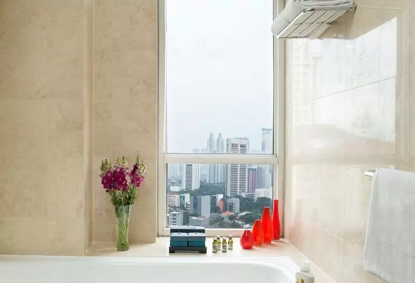 آپارتمان مدیریتی 3 خوابه, Somerset Berlian Jakarta