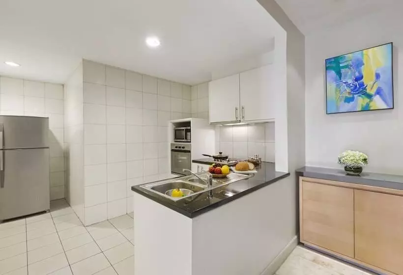آپارتمان مدیریتی 3 خوابه, Somerset Berlian Jakarta