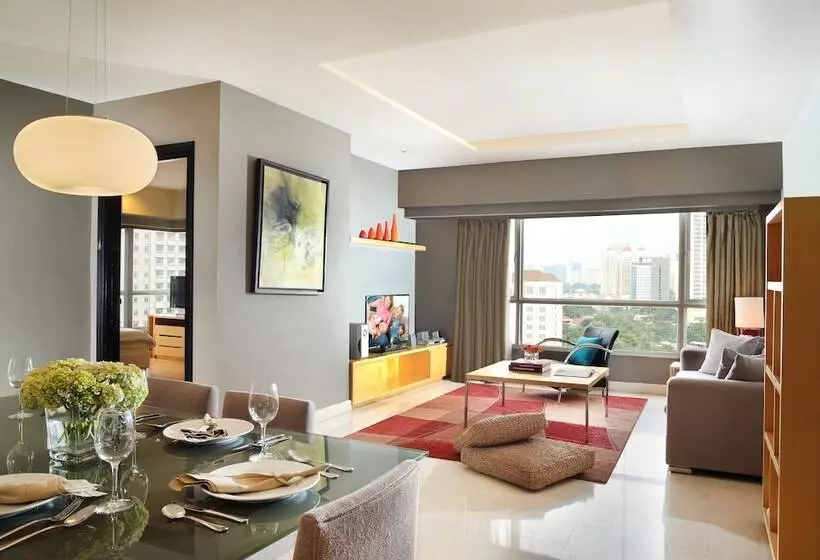 آپارتمان مدیریتی 3 خوابه, Somerset Berlian Jakarta