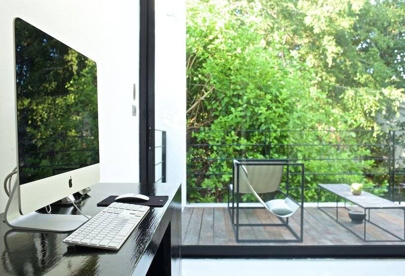 スタンダードスタジオ, The Library