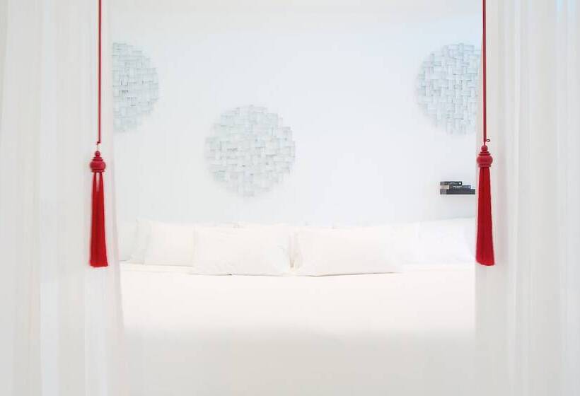 ２ベッドスイートルーム, The Library