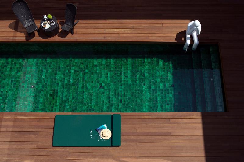 プール付き１ベッドルームヴィラ, The Library