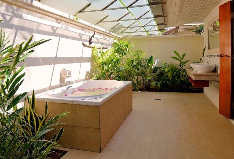 וילה בת חדר שינה 1, The Sunset Beach Resort & Spa Taling Ngam