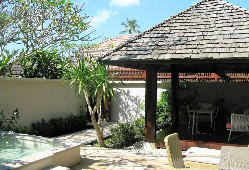 ビラホテル１ベッドルーム, The Sunset Beach Resort & Spa Taling Ngam