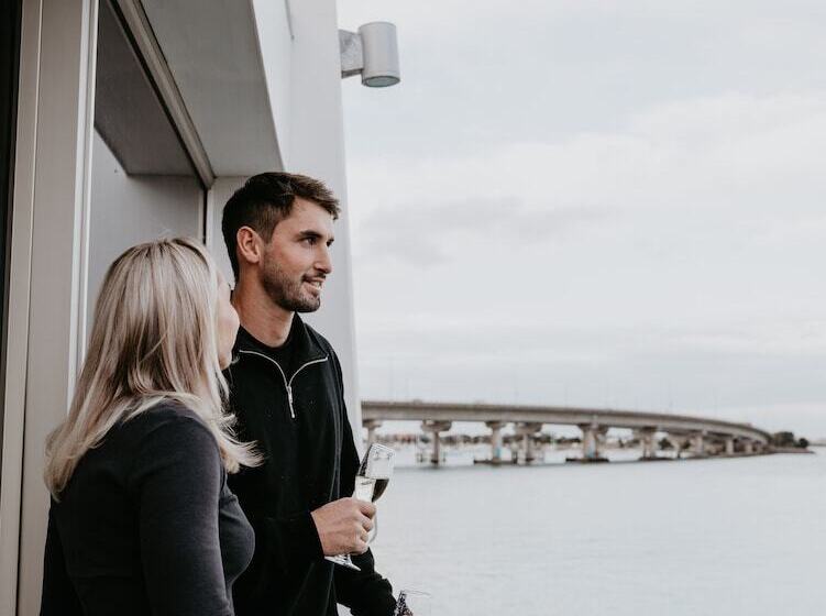 غرفة سوبيريور ذات إطلالة جانبية على البحر, Trinity Wharf Tauranga