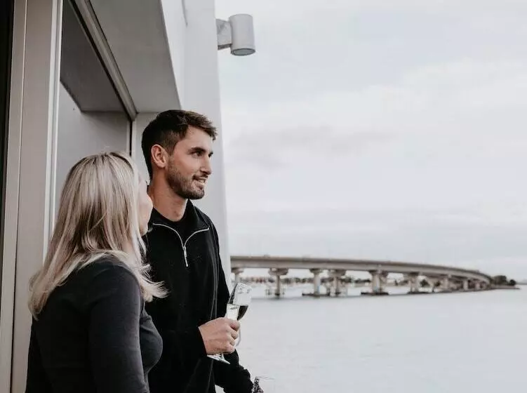 Superior Room Side Sea View, Trinity Wharf Tauranga