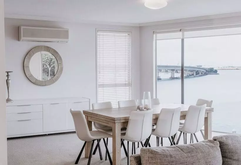 1 Bedroom Penthouse Apartment, Trinity Wharf Tauranga