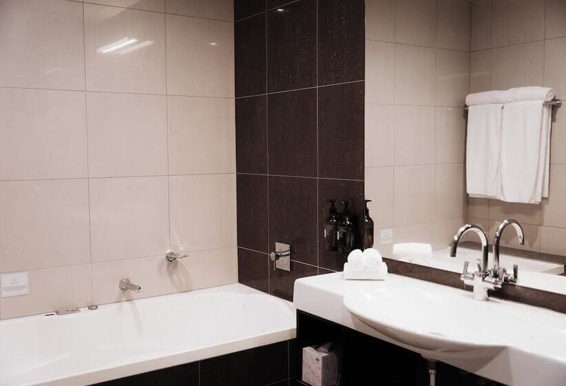 غرفة سوبيريور ذات إطلالة جانبية على البحر, Trinity Wharf Tauranga