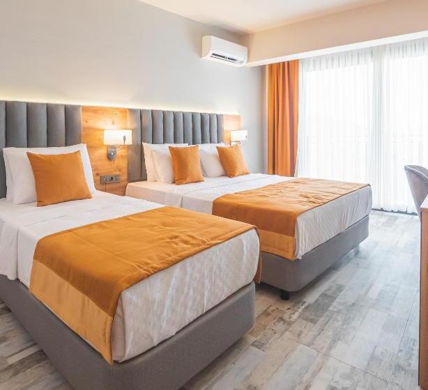 带海景的高档三人间, Dalya Resort Aqua & Spa Hotel Datça