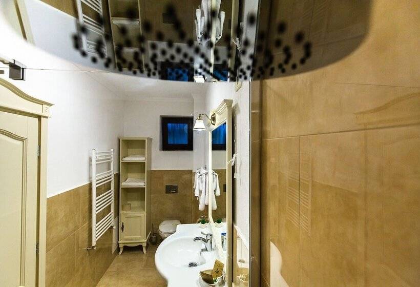 חדר דלוקס נוף לעיר, Ave, Alba!