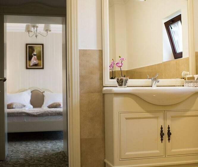 חדר דלוקס נוף לעיר, Ave, Alba!