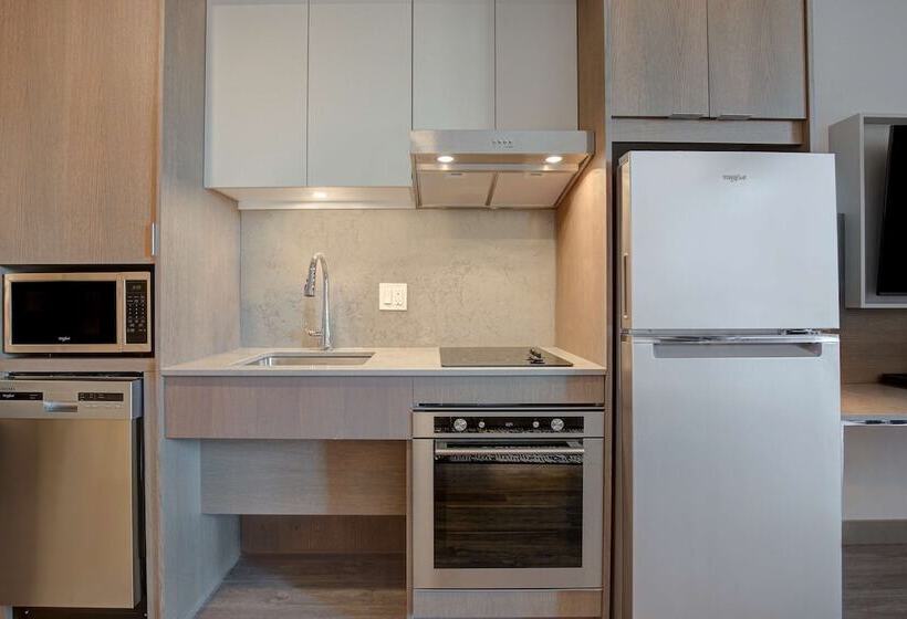 Номер Базовый Двуспальная Кровать, Hampton Inn By Hilton Montreal Downtown