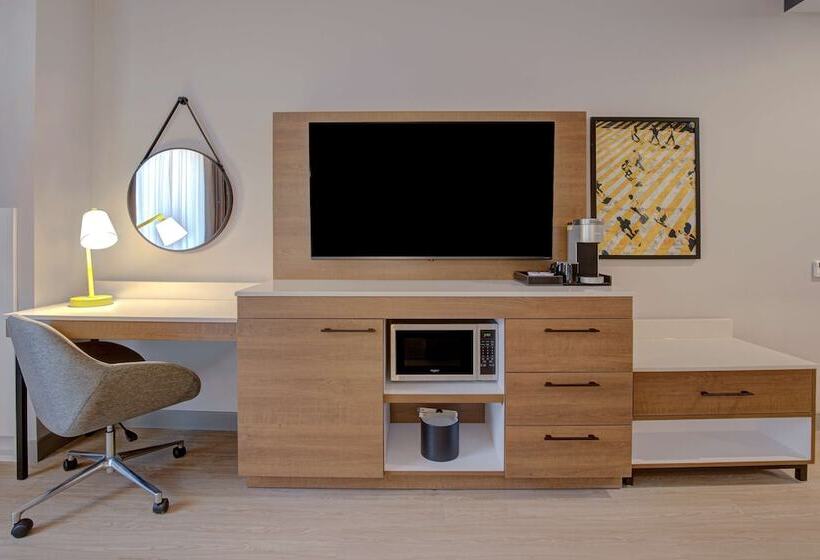 Номер Стандарт 2 Двуспальные Кровати, Hampton Inn By Hilton Montreal Downtown