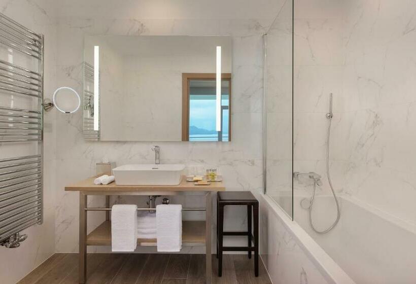 جناح ديلوكس غرفتين نوم, Hilton Rijeka Costabella Beach Resort & Spa