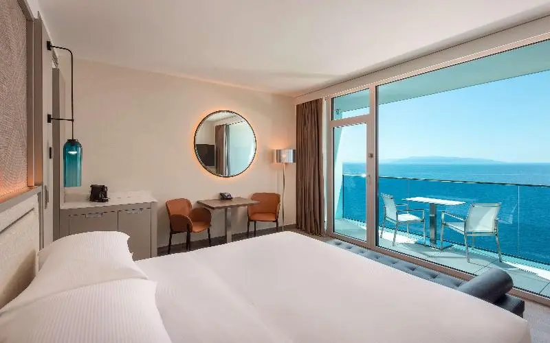デラックスファミリールーム, Hilton Rijeka Costabella Beach Resort & Spa