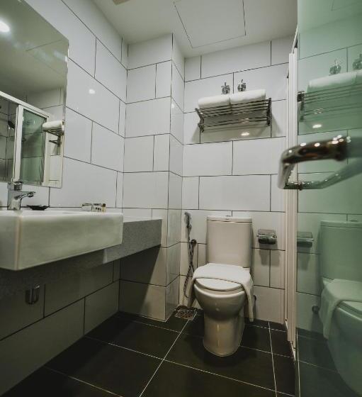 带阳台的豪华间, Rhr Hotel   Selayang