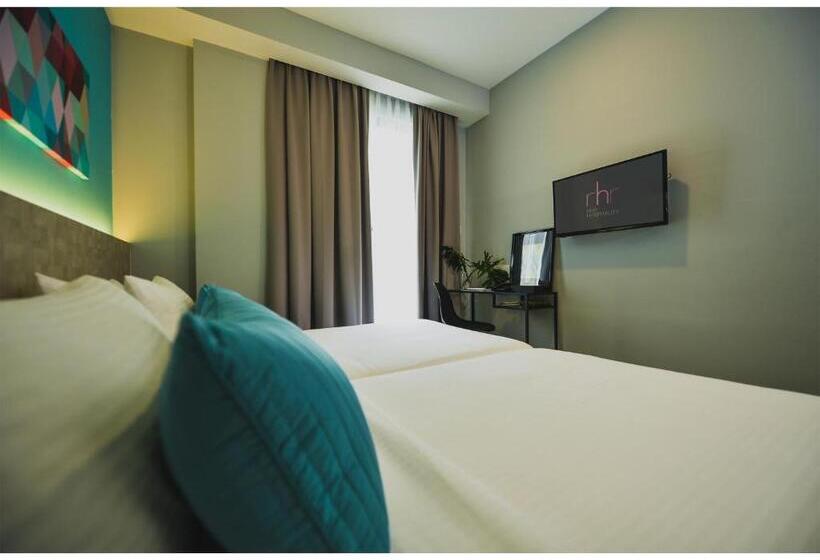 带阳台的豪华间, Rhr Hotel   Selayang
