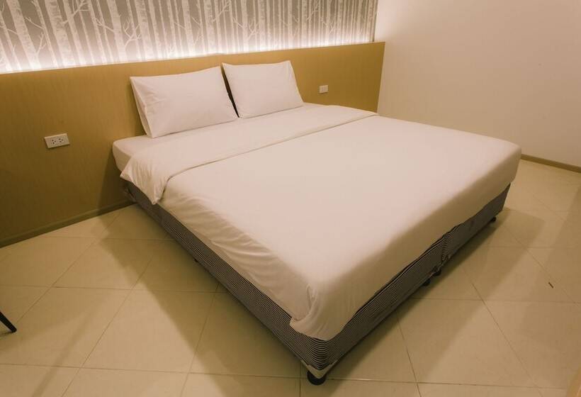 Студия Стандарт, Royal Princess City Lamphun
