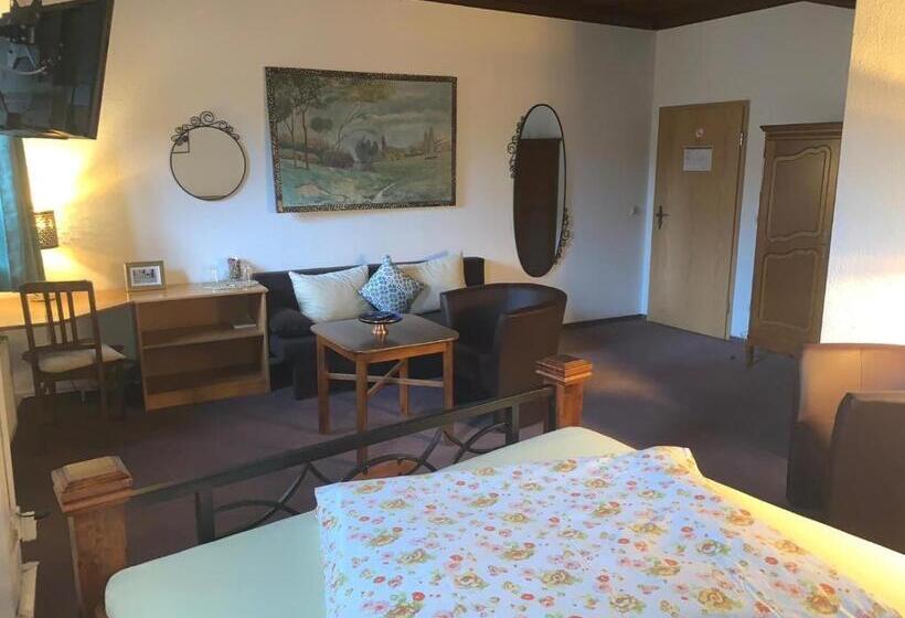 غرفة ديلوكس, Am Neumarkt