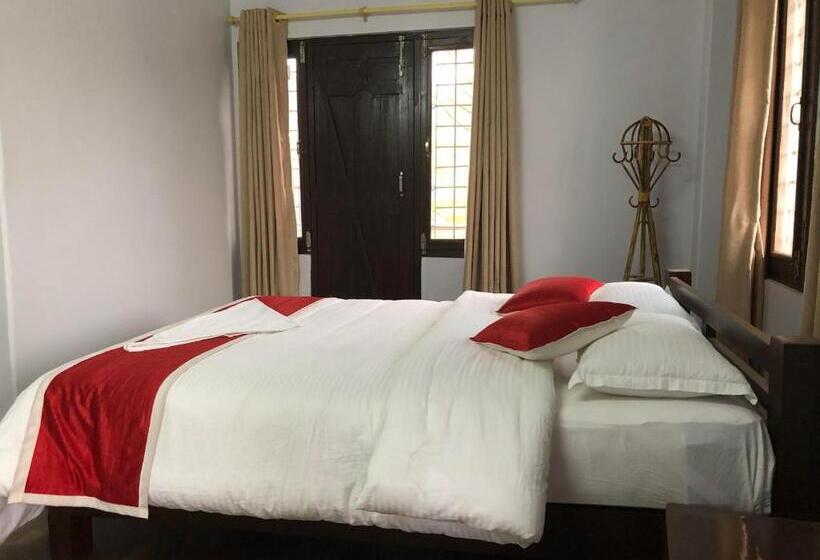 バルコニー付きスタンダードルーム, Bhagya