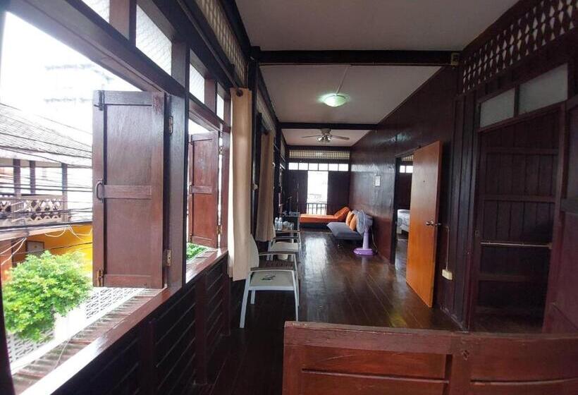 اتاق خانوادگی, Mandarin Lodge By Victor