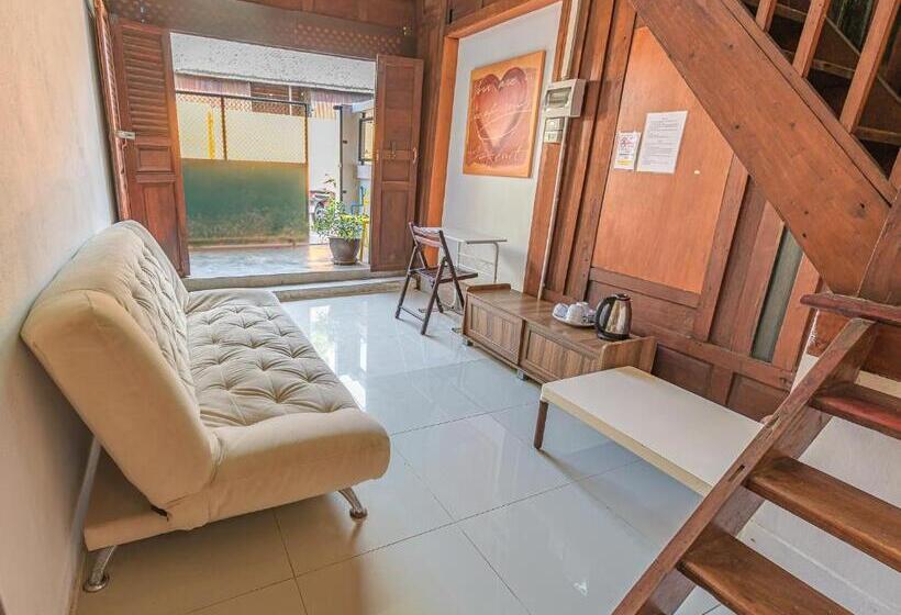 اتاق خانوادگی, Mandarin Lodge By Victor