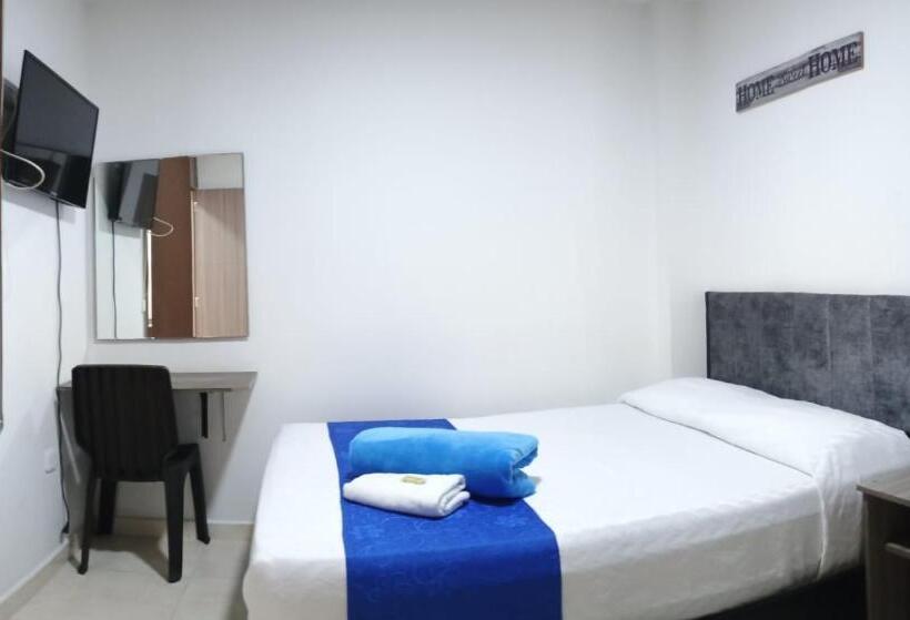 스탠다드 룸, Cafe Estrella