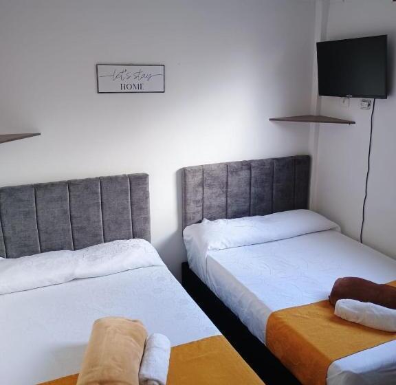 침실 1개 아파트, Cafe Estrella