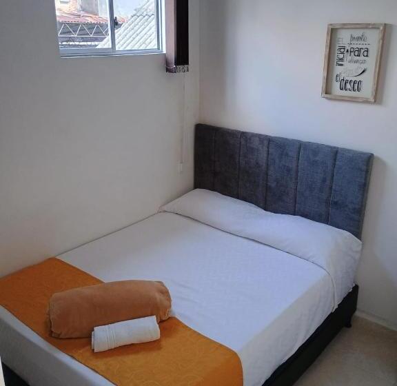 침실 1개 아파트, Cafe Estrella