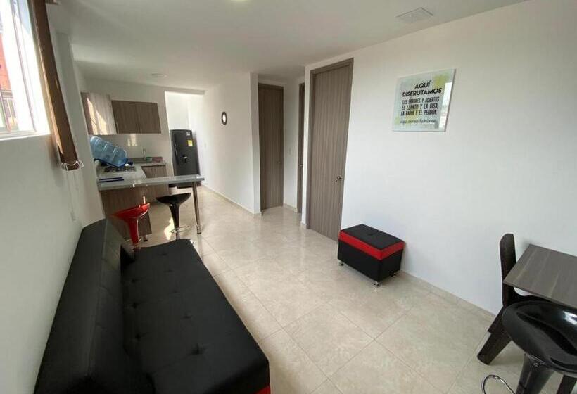 침실 1개 아파트, Cafe Estrella