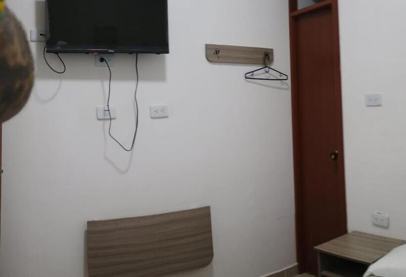 스탠다드 싱글 룸, Cafe Estrella