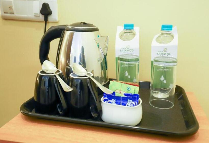 חדר סטנדרט, Ezzenza Royal Garden Brindavan Resort