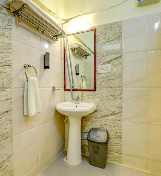 标准间, Ezzenza Royal Garden Brindavan Resort