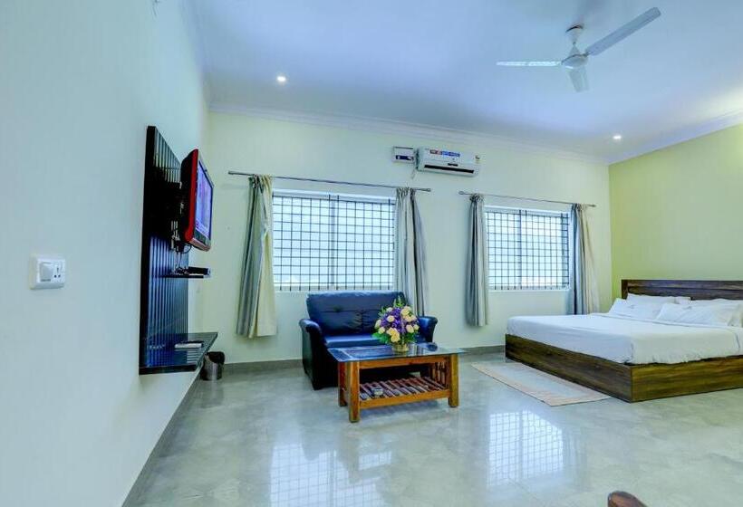 חדר דלוקס, Ezzenza Royal Garden Brindavan Resort