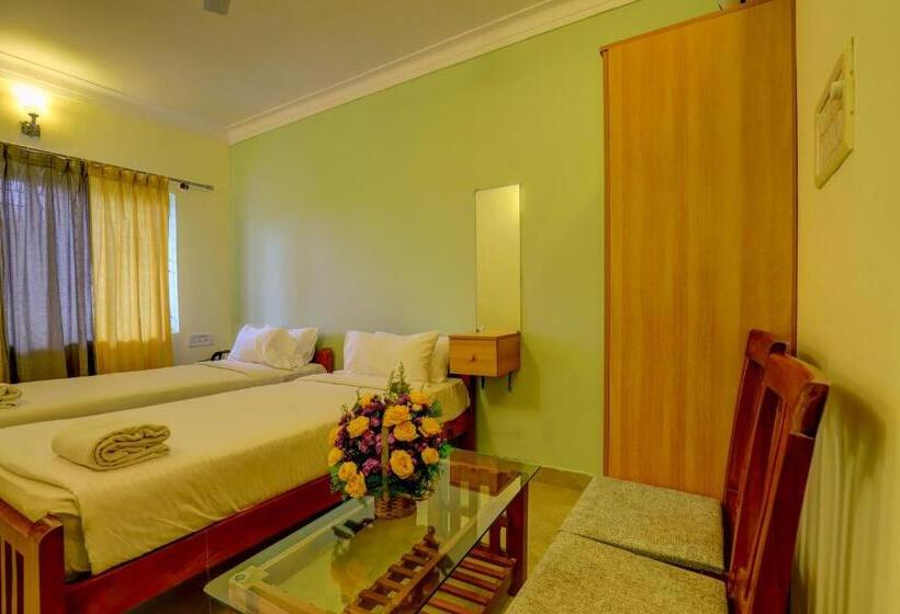 חדר דלוקס, Ezzenza Royal Garden Brindavan Resort