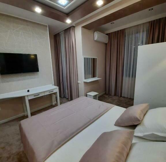 발코니 디럭스 룸, Juliet Yerevan