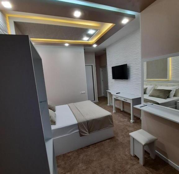 발코니 디럭스 룸, Juliet Yerevan