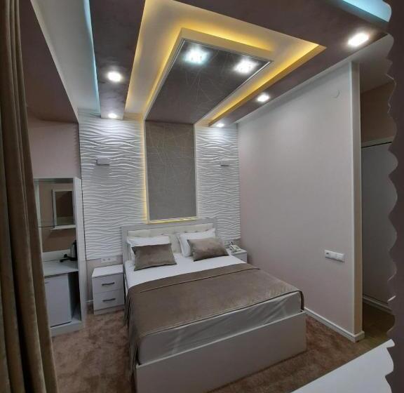 발코니 디럭스 룸, Juliet Yerevan