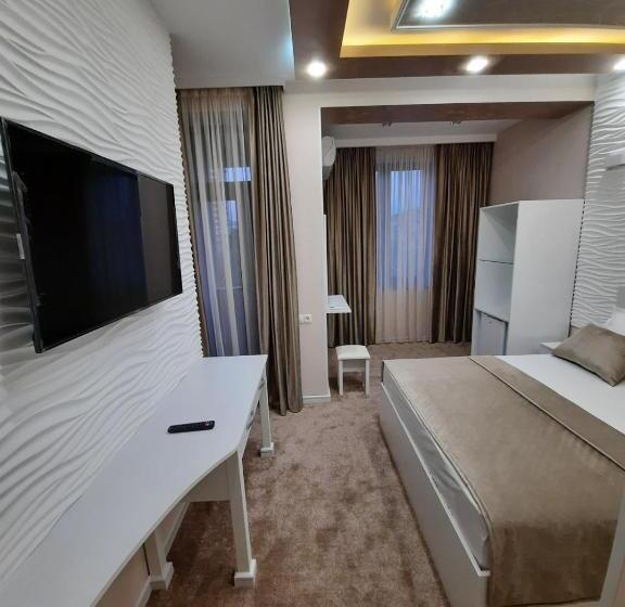 발코니 디럭스 룸, Juliet Yerevan