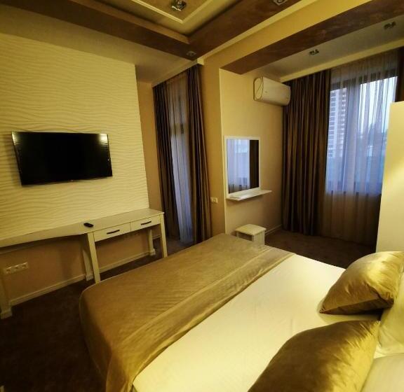 발코니 디럭스 룸, Juliet Yerevan