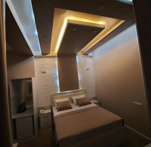 발코니 디럭스 룸, Juliet Yerevan