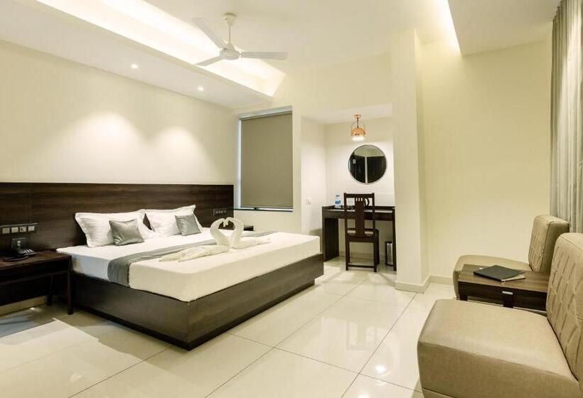 带城市景观的套间, Paramount Suites & Service Apartments