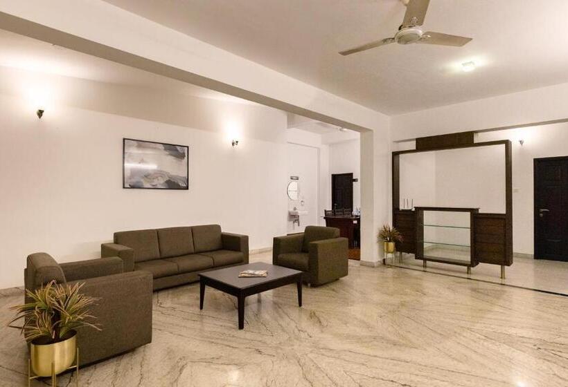 带1个卧室的顶楼公寓, Paramount Suites & Service Apartments