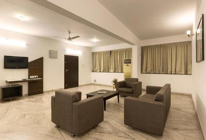 带1个卧室的顶楼公寓, Paramount Suites & Service Apartments