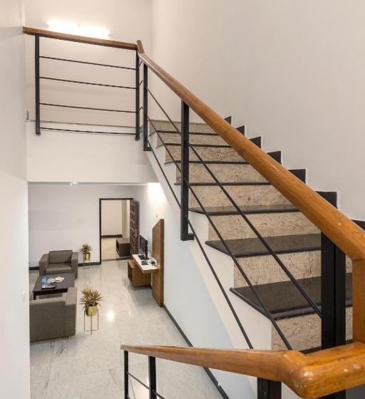 带1个卧室的豪华公寓, Paramount Suites & Service Apartments