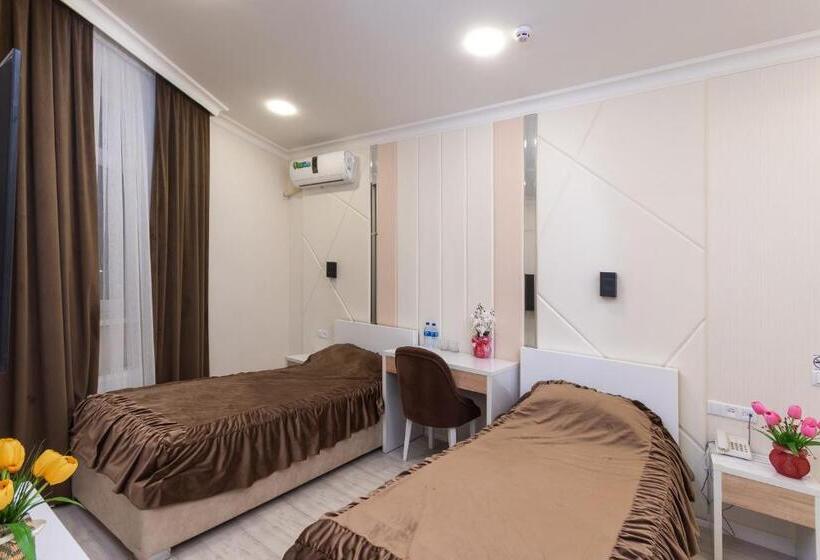 Quarto Economy, Tantana