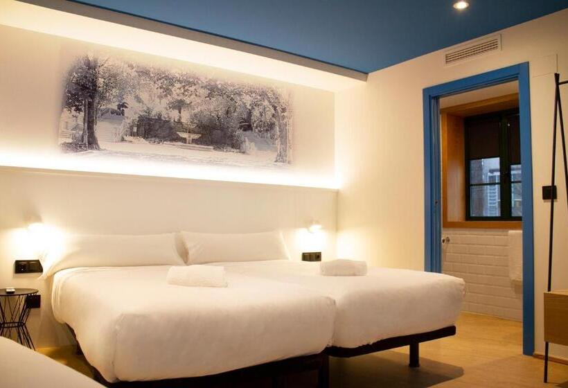 غرفة قياسية ثلاثية, Alameda Rooms Santiago