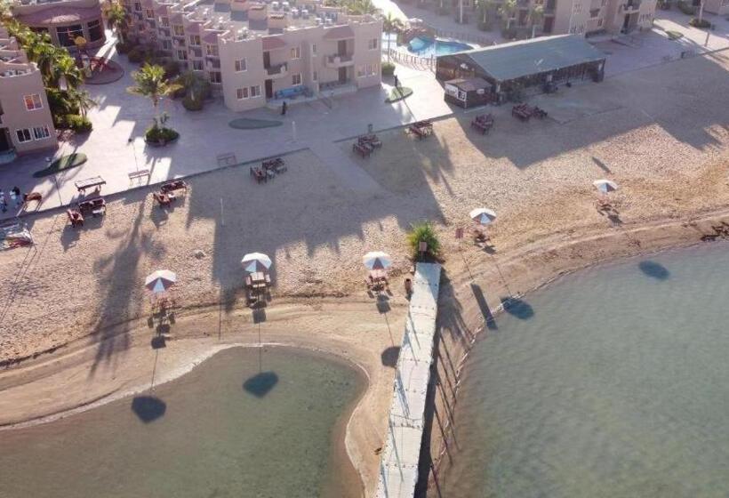 ツーベッドルーム　ヴィラ, Alahlam Resort Yanbu