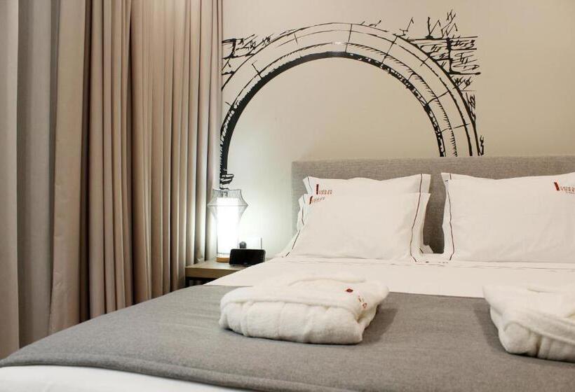 اتاق لوکس با بالکن, Casa Da Torre   Viseu